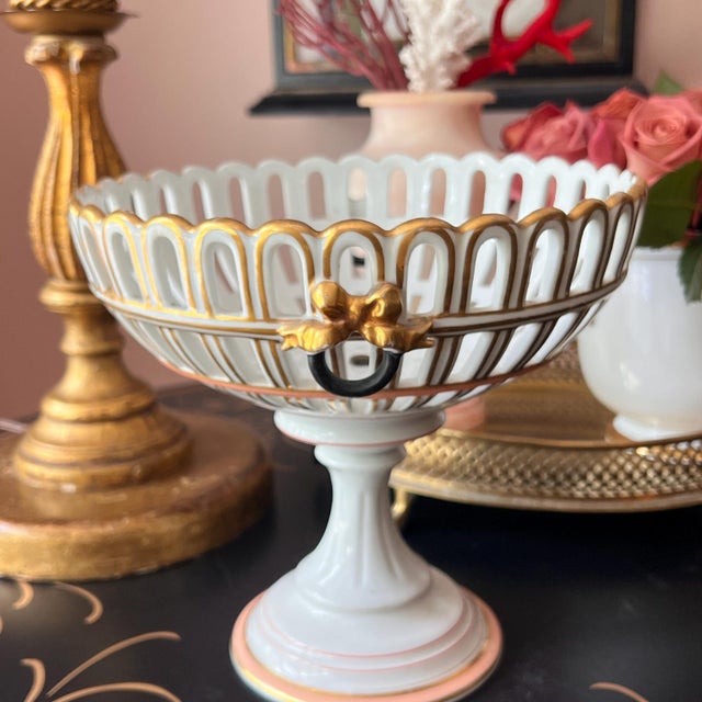 Antique Old Paris porcelain reticulated compote with gold bow and black ring detail // French porcelain // gilt accents // tazza // elegant For Sale - Image 10 of 12