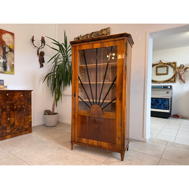 Biedermeier Display Cabinet in Walnut For Sale - Image 12 of 17