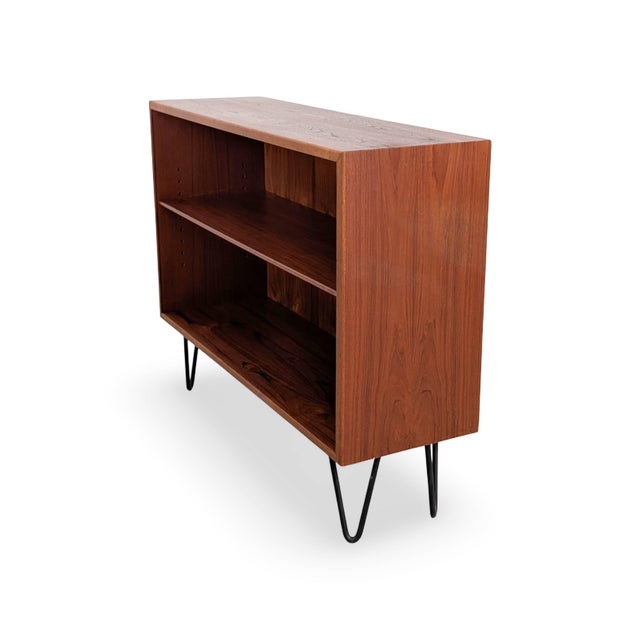 Mid-Century Modern Teak Bookcase by Børge Mogensen for Søborg Møbelfabrik For Sale - Image 3 of 10