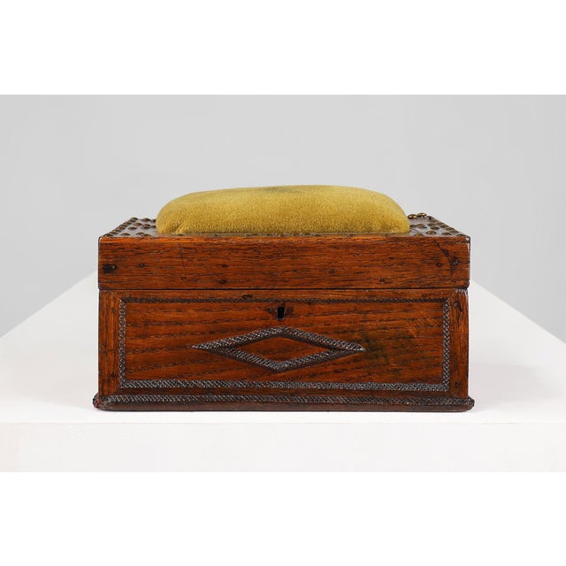Art Deco French Sewing Box in Sculpted Wood, 1890s For Sale - Image 10 of 11