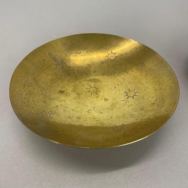 Bauhaus Brass Shell Plates from Hayno Focken, Germany, 1950s, Set of 2 For Sale - Image 6 of 18