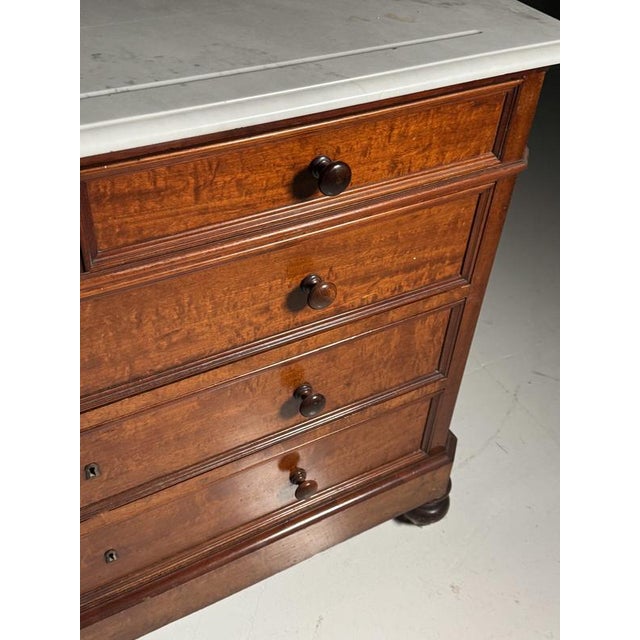 19th Century Mahogany Chest of Drawers For Sale - Image 12 of 18