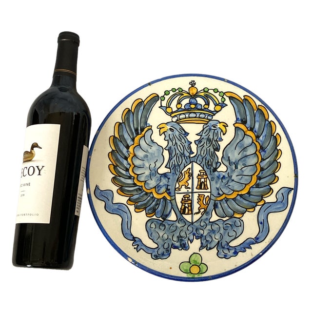 1960s Hand Painted Majolica Crest Blue White Yellow Decorative Wall Plate For Sale - Image 4 of 10