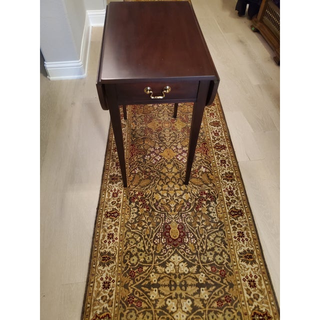 Henkel Harris Henkel Harris Solid Mahogany Drop-Leaf End Table - Grandmillennial Accent For Sale - Image 4 of 6