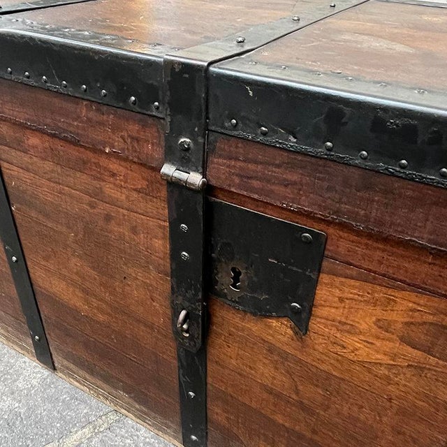 1940s Wooden Trunk with Iron Edges, Italy, 1949 For Sale - Image 5 of 18