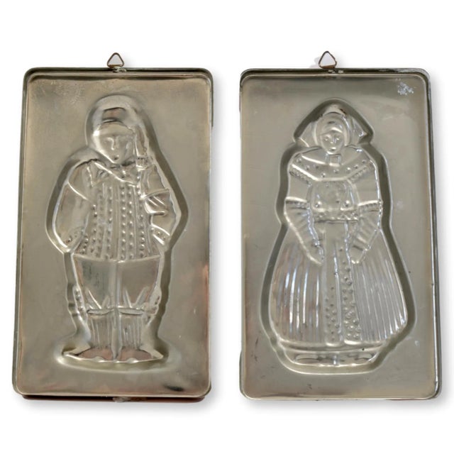 Rustic European Dutch Copper Gingerbread Cookie Molds, a Pair For Sale - Image 3 of 4