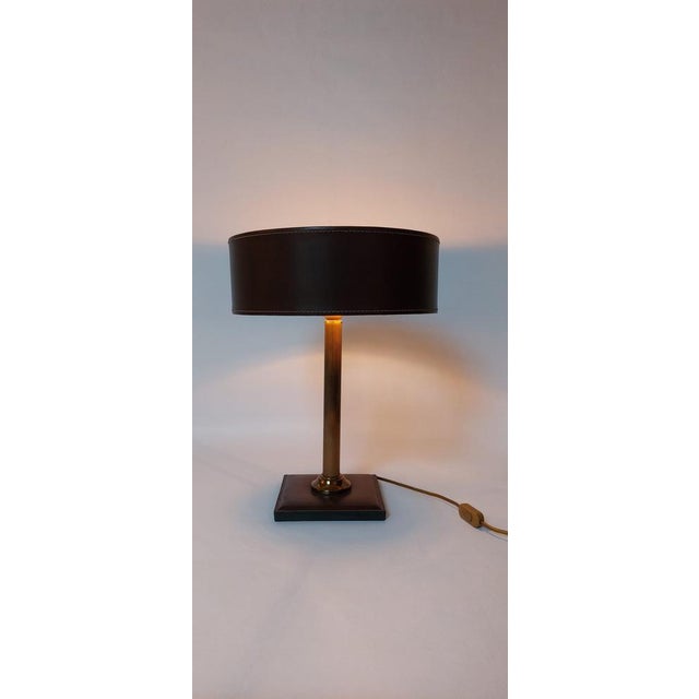 Square Base Table Lamp in Brown Leather attributed to Jacques Adnet for ILG For Sale - Image 15 of 18