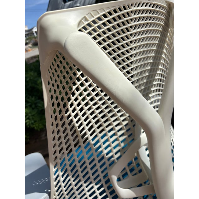 Herman Miller Sayl Chair Berry Blue For Sale - Image 11 of 12
