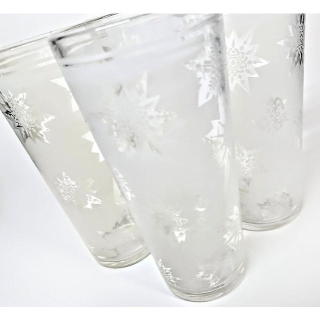 Mid 20th Century Farmhouse Atomic Snowflake Tumblers - Set of Four For Sale - Image 4 of 11