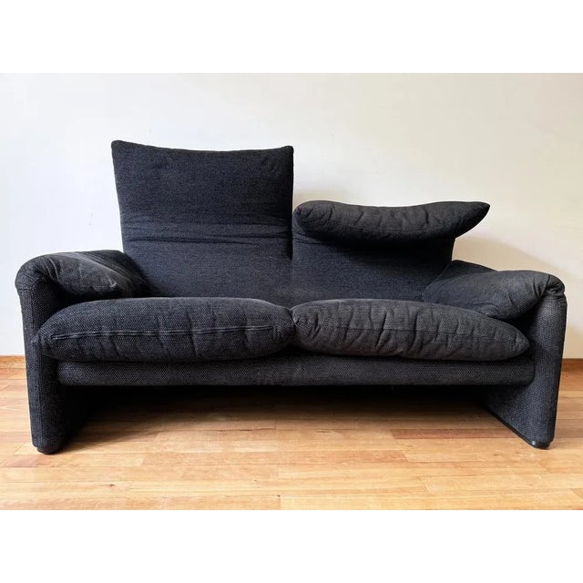 Cassina Italian Black Two-Seater Loveseat Sofa by Vico Magistretti for Cassina, 1980s For Sale - Image 4 of 13