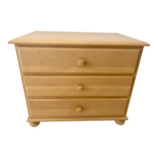 Late 20th Century Ethan Allen American Dimensions Three Drawer Chest Side/Night/Accent Chest Mint Vintage Condition For Sale