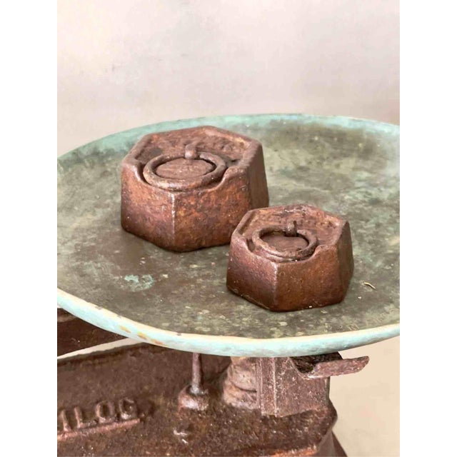 Metal Antique French Roberval System Scale in Cast Iron and Brass with Ring, 1890s, Set of 8 For Sale - Image 7 of 15
