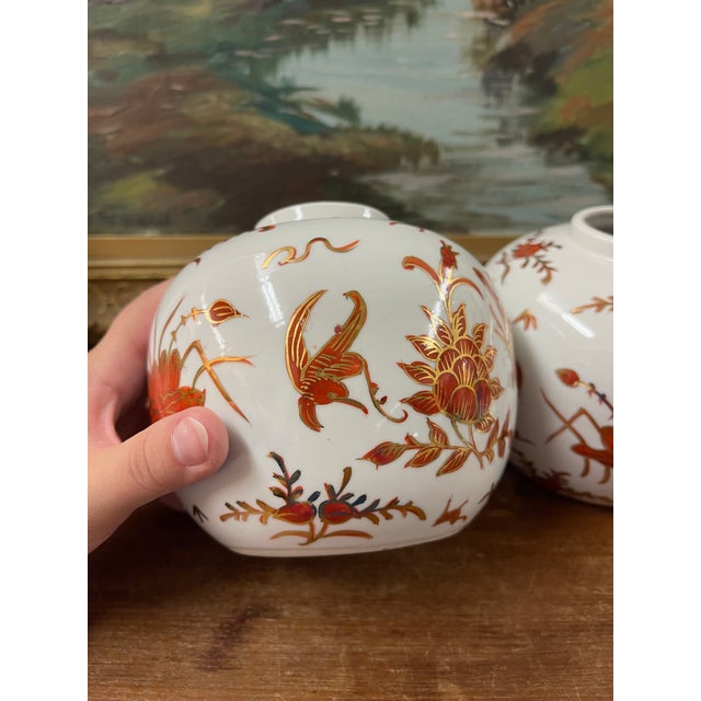 White Pair of Vintage Japanese Porcelain Vases With Gilt Bird and Floral Decoration, Decorated in Hong Kong For Sale - Image 8 of 11