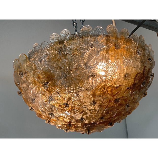 Coloured glass ceiling light attributable to Seguso from the 60s in good condition with wear and tear caused by time and...