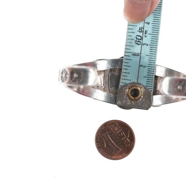 6 3/8" Ike Wilson Navajo (1901-1942) Ingot silver and turquoise cuff bracelet For Sale - Image 10 of 11