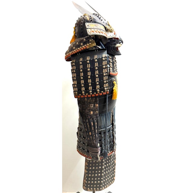 Showa-Period Japanese Samurai Armor (Yoroi), with Paulownia Crest, Post-WWII For Sale - Image 14 of 18