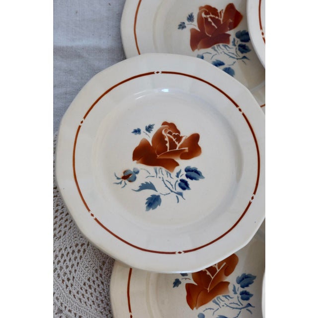 Vintage Flat Plates in Earthenware from Sarreguemines, 1980s, Set of 8 For Sale - Image 4 of 9