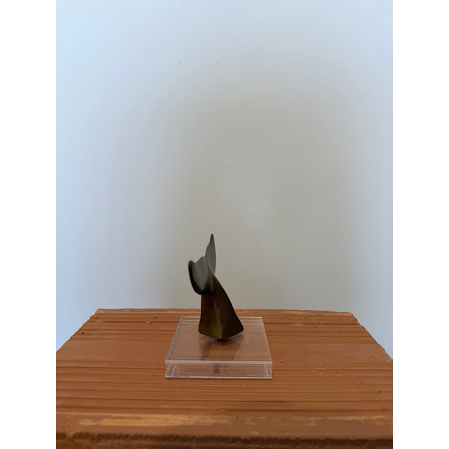 Brazilian Modernist Bronze Whale Fluke Sculpture on Acrylic Base, 1970s For Sale - Image 4 of 13