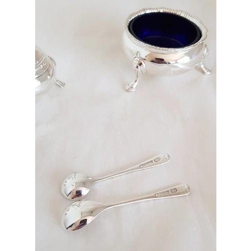 Georgian Sterling Silver Cruet from Edward Barnard & Sons, 1937, Set of 3 For Sale - Image 17 of 18