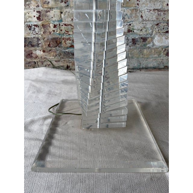 Vintage Lucite Acrylic Floor Lamp With Built-in Glass Side Table For Sale - Image 9 of 13