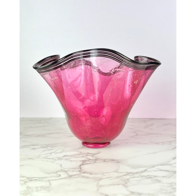 Large 12" Signed Paul Bendzunas Magenta & Gold Fleck Hand-Blown Art Glass Handkerchief Bowl For Sale - Image 4 of 12