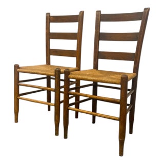 1970s Pair of Vintage Ladder Back Rush Seat Chairs - Rustic Farmhouse Dining Side Chairs For Sale