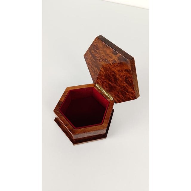 Italian Hexagonal Trinket Box in Burl-Veneered Wood, 1970s For Sale - Image 13 of 18
