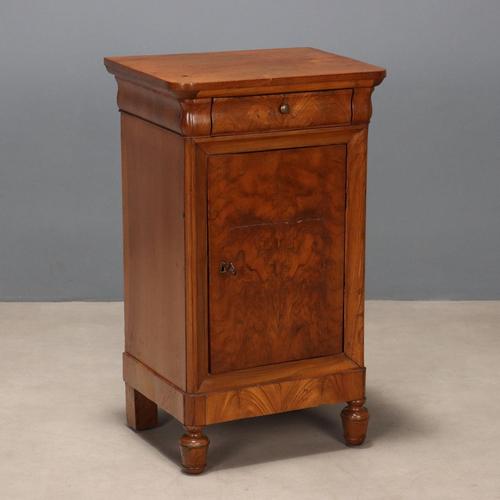 Antique Bedside Table in Walnut, 1850s For Sale - Image 11 of 11