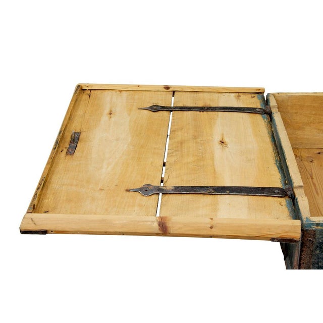 Swedish Rustic Hand-Painted Box, 1850 For Sale - Image 3 of 9