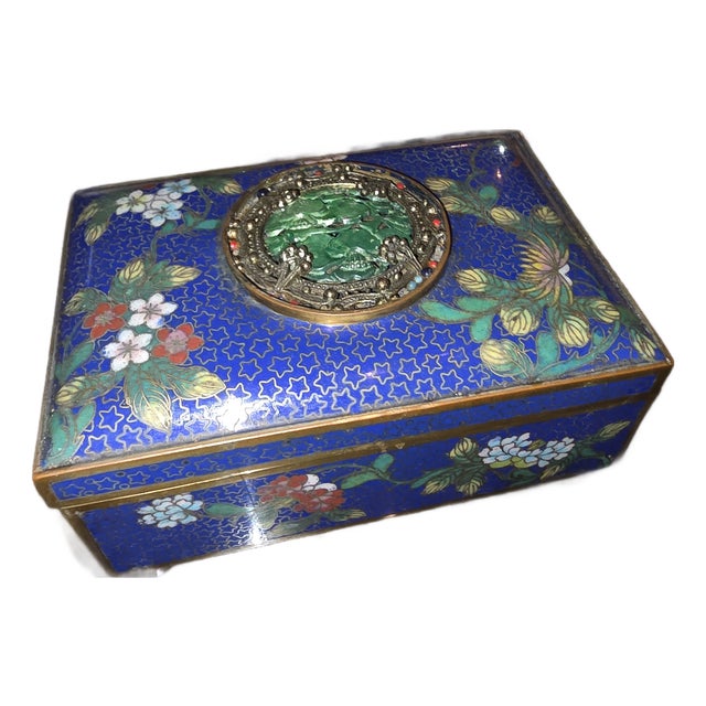 1920's Chinese Cloisonne Enamel Box With Medallion For Sale