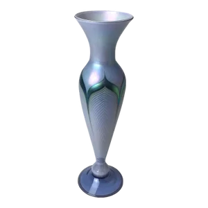 Stuart Abelman Art Glass Pulled Feather Art Nouveau Tall Vase, 1980