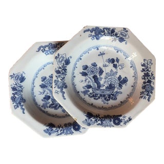 Antique 18th Century Blue & White Delft Chinoiserie Octagonal Soup Plates in the Chinese Export Style Circa 1750 - A Pair For Sale