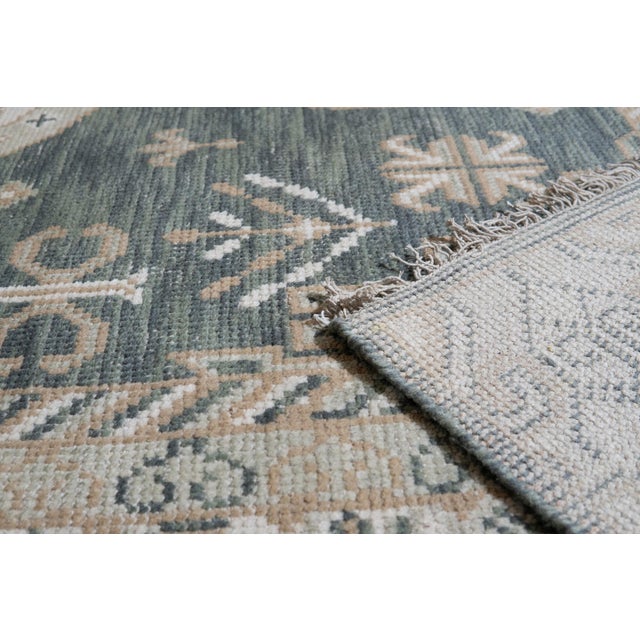 6x9 Rhea Traditional Green Medallion Modern Hand Knotted Wool Carpet Rug For Sale In New York - Image 6 of 8