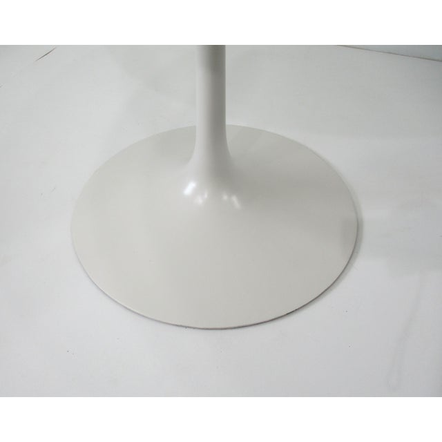 Mid 20th Century Eero Saarinen 42" Tulip Dining Table for Knoll For Sale - Image 5 of 9