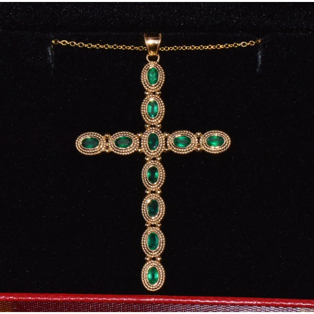 Certified Natural 2.78cts Emerald 18k 750 Solid Gold Filigree Cross Byzantine Etruscan Pendant For Sale - Image 9 of 11