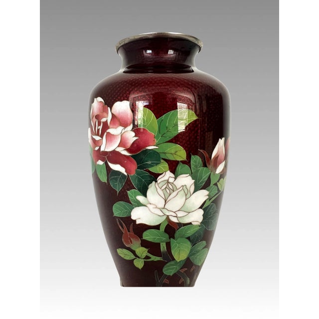 1950s Old Japanese 'Red and White Roses' Vase Ginbari Cloisonné With Solid Silver Trim For Sale - Image 5 of 8
