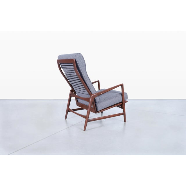 1950s Danish Modern Walnut Reclining Lounge Chair and Ottoman by Ib Kofod Larsen for Selig For Sale - Image 9 of 12