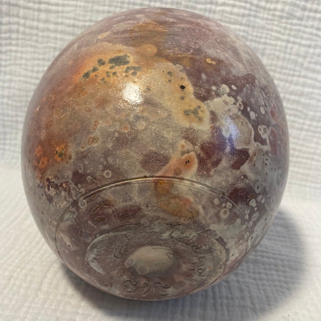 Vintage R/C Canupp North Carolina Studio Pottery Hand-Thrown Saggar Fired Globe Vase For Sale - Image 4 of 12
