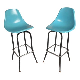 Mid-Century Modern Swivel Bar Stools For Sale