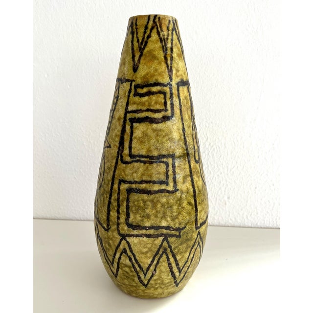 Mid-Century Italian Ceramic Vase in the style of Guido Gambone, 1950s For Sale - Image 12 of 14