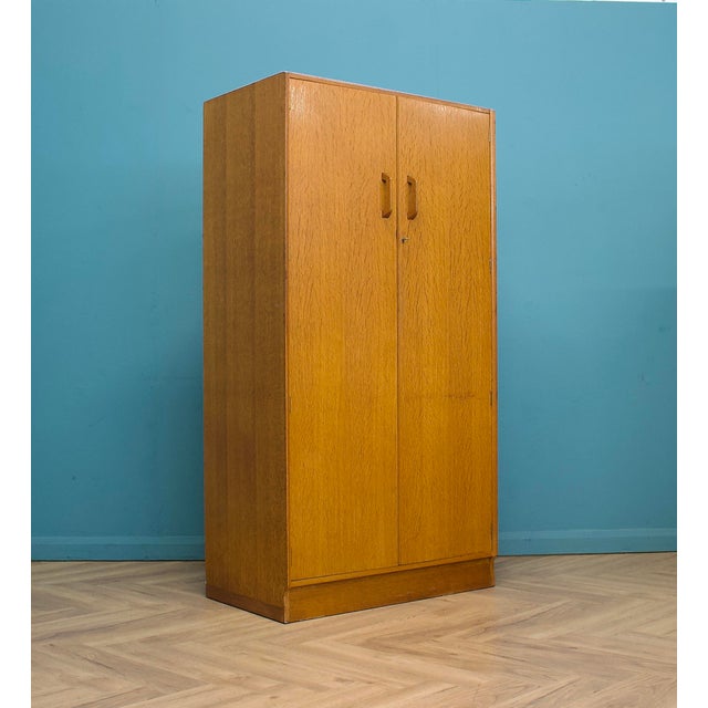 Mid-Century Modern Vintage Oak Wardrobe from G-Plan, 1955 For Sale - Image 3 of 10