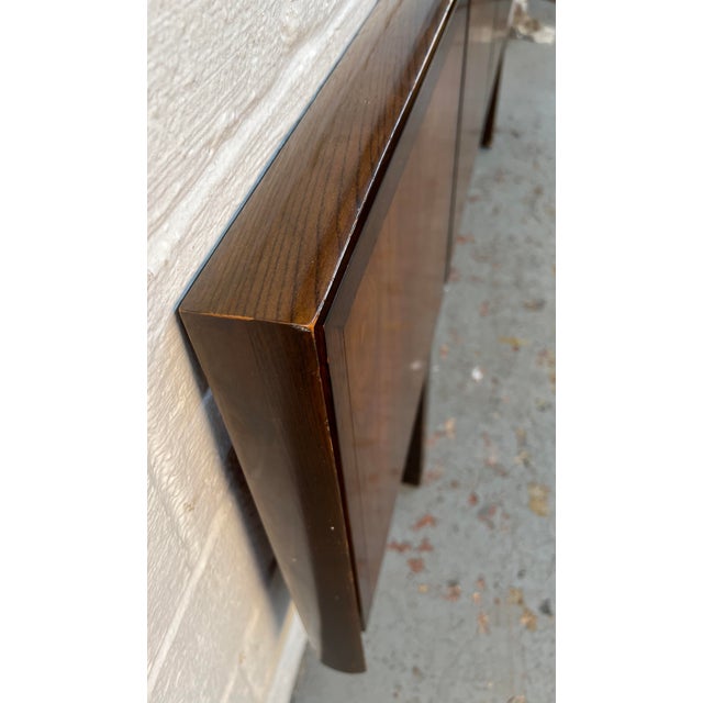 Baker Furniture Company Mid 20th Century Helen Hobey Walnut Square Panel Headboard Attributed to Baker Furniture For Sale - Image 4 of 10