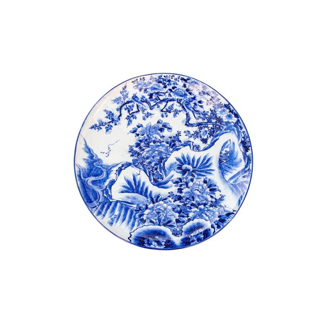 Chinoiserie Late 20th Century Large Blue & White Chinoiserie Porcelain Charger With Peacocks & Floral Motif For Sale - Image 3 of 9