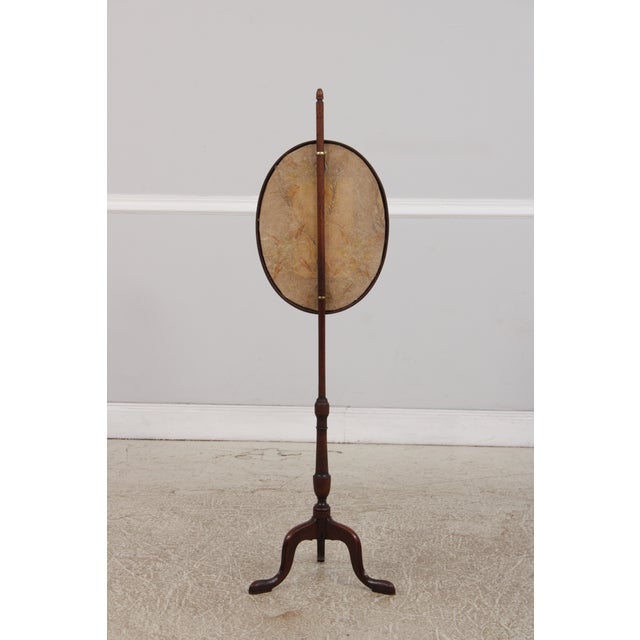 Antique 18th C. Mahogany Firescreen W. Crewelwork For Sale - Image 4 of 16