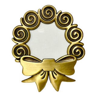 Mid-Century Chippendale Hollywood Regency Brass Finish Metal Picture Frame With Bow For Sale