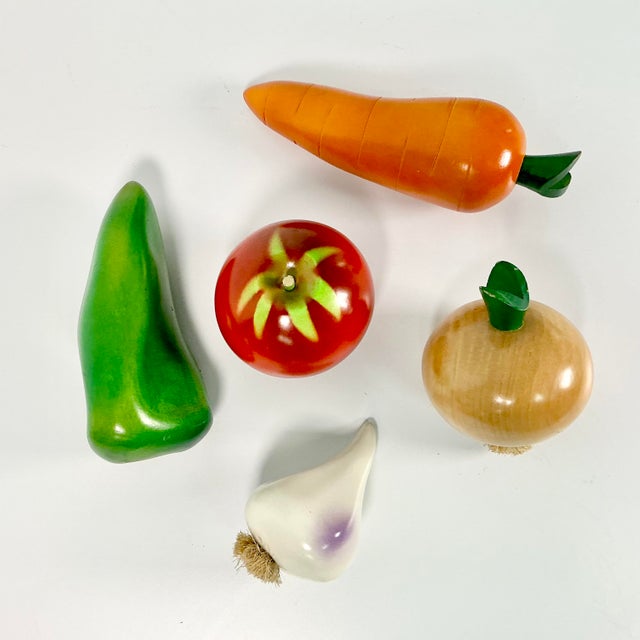 1980s 1980s Vintage Italian Boho Chic Arts & Crafts Hand Carved Wood Vegetables - Set of 5 For Sale - Image 5 of 12