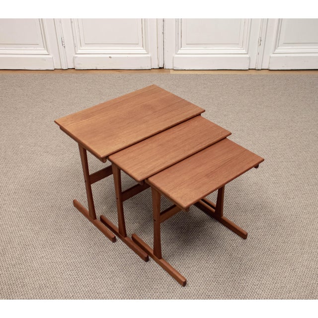 1960s Vintage Danish Teak Nesting Tables by Kristensen & Thomassen, 1960s, Set of 3 For Sale - Image 5 of 7