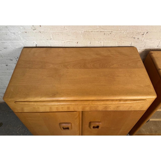Heywood-Wakefield 2-Piece 'Champagne' China Cabinet With Glass Doors, 1960s For Sale - Image 9 of 18