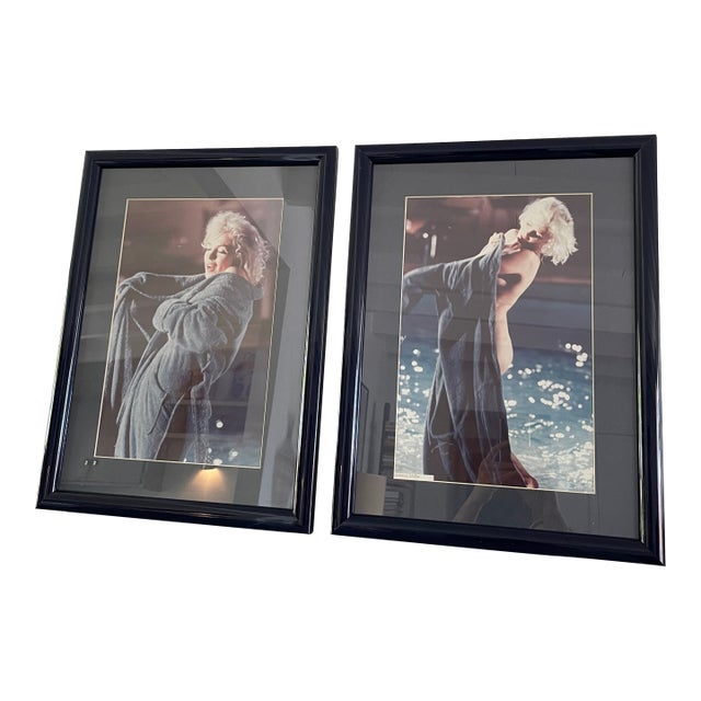 Vintage Marilyn Monroe Hollywood Pool Blue Robe Nude Framed Prints Lawrence Schiller 1962 For Sale