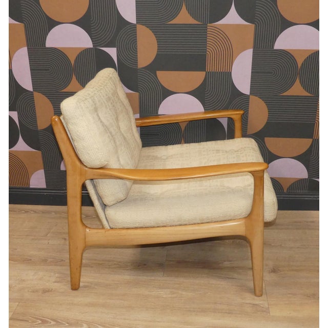 Mid-Century Modern Easy Armchair in Off-White Upholstery and Light Wood, 1960s For Sale - Image 4 of 13